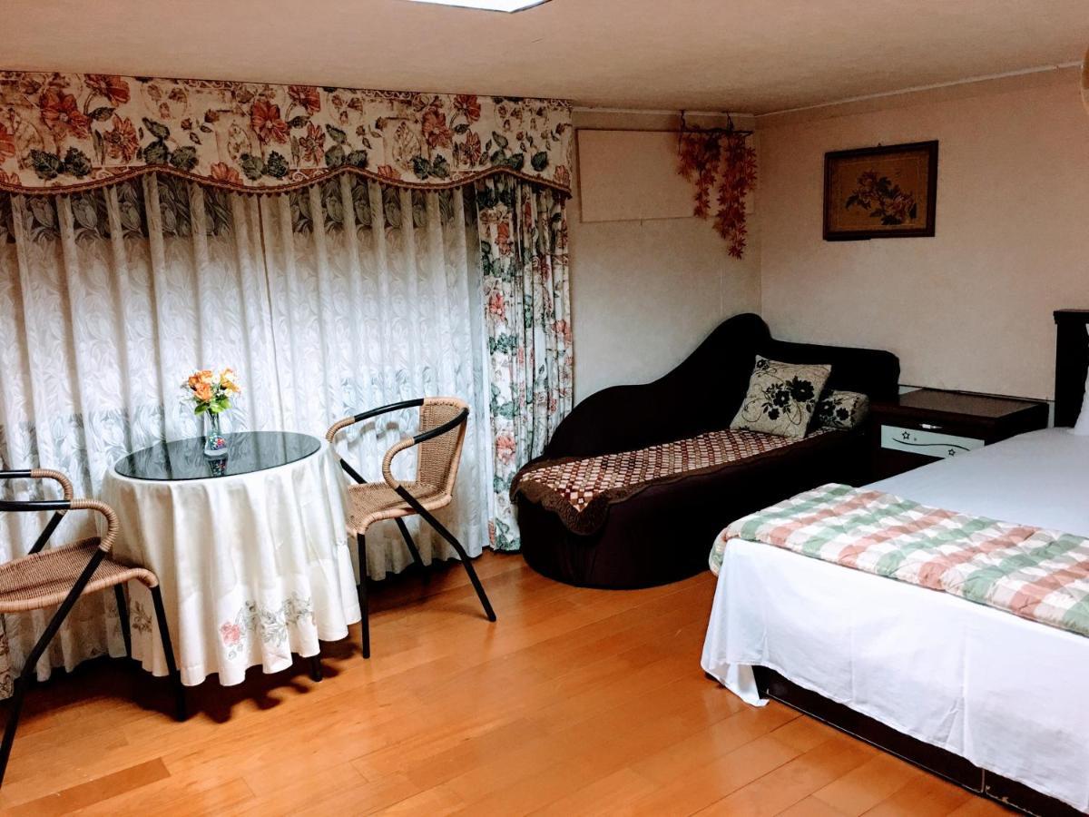 Chulu Wenxin Xiao Zhan Homestay Zewnętrze zdjęcie